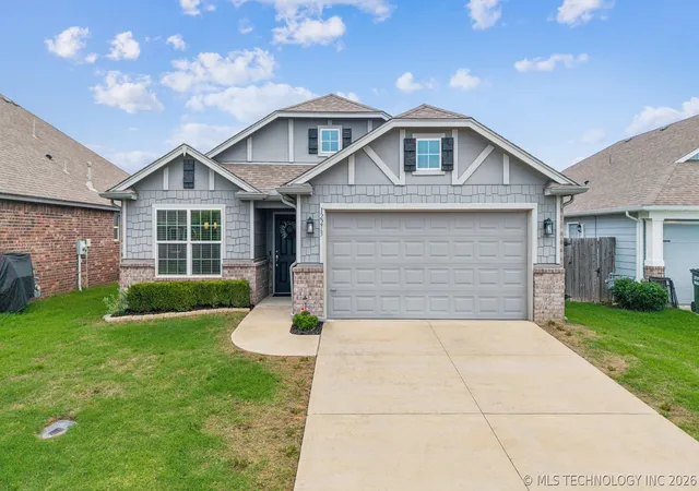 Homes for sale in Collinsville, OK | 12213 N 131st Ave E, Collinsville, OK 74021 | MLS# 2619847