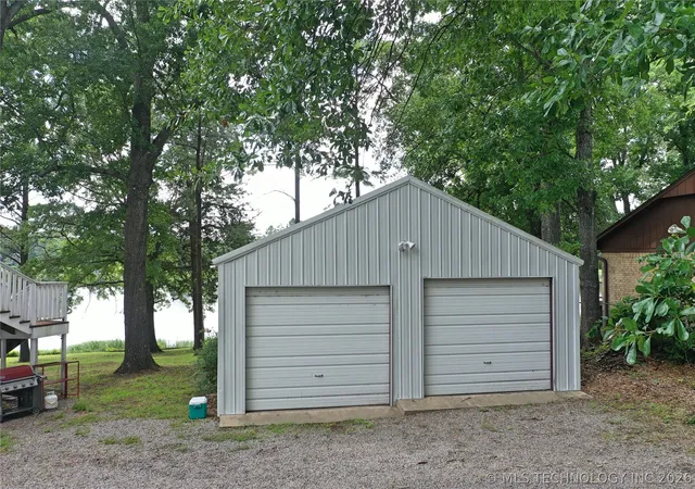 Photo 3 of Single family home for sale at 1122 Peninsula Dr, Fort Towson, OK 74735 | MLS# 2619436 | Listing updated on 2026-08-20
