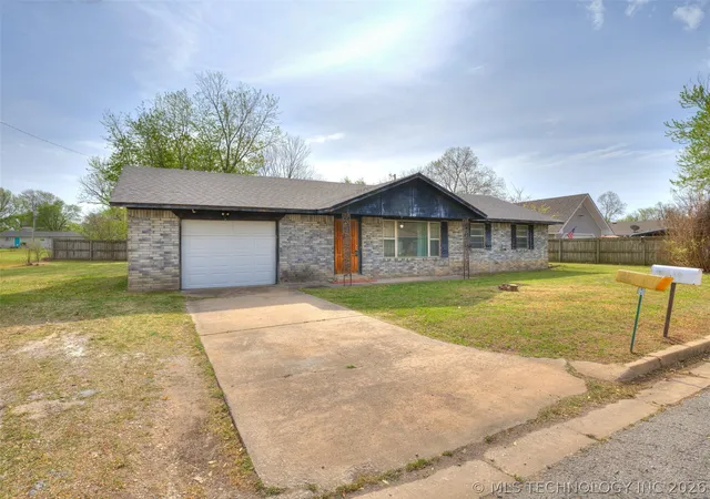 Homes for sale in Cleveland, OK | 205 Lester Ln, Cleveland, OK 74020 | MLS# 2619903