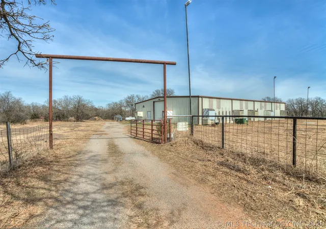 3rd image of 331210 E 1000, Wellston, OK 74881 | MLS# 2619906