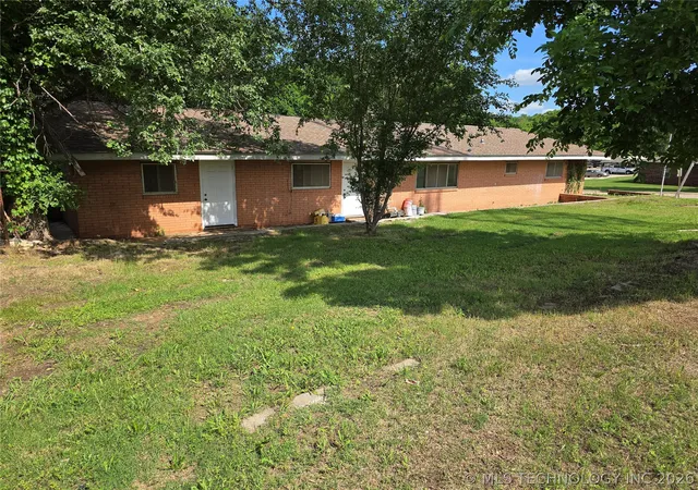 Homes for sale in Pawnee, OK | 502 Granite St, Pawnee, OK 74058 | MLS# 2619939