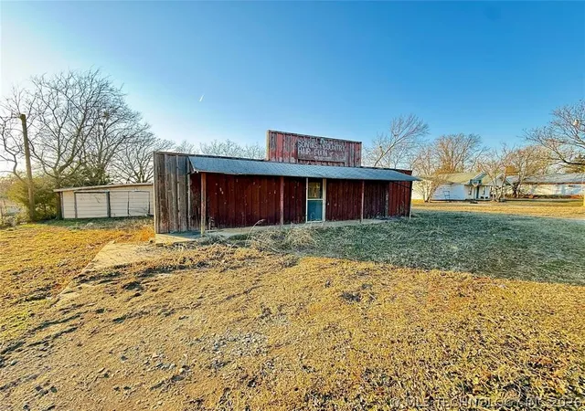 3rd image of 103 S Shawnee, Cromwell, OK 74837 | MLS# 2619960