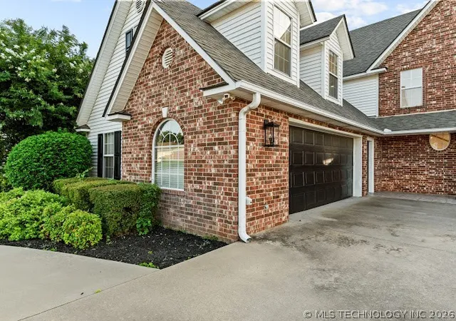 Photo 3 of Single family home for sale at 311 Larsh, Ada, OK 74820 | MLS# 2619964 | Listing updated on 2026-08-27