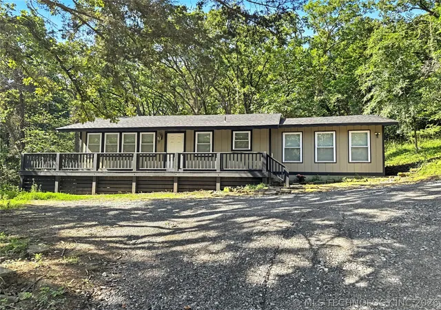 Photo 1 of Sale Pending at 607 W Willis Rd, Tahlequah, OK 74464 | MLS# 2619930 | Listing updated on 2026-08-20