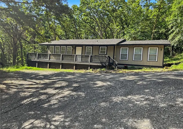 Photo 2 of Sale Pending at 607 W Willis Rd, Tahlequah, OK 74464 | MLS# 2619930 | Listing updated on 2026-08-20