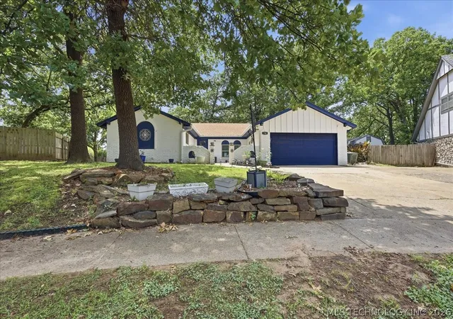 2nd image of 334 Spruce Ct, Sand Springs, OK 74063 | MLS# 2619670