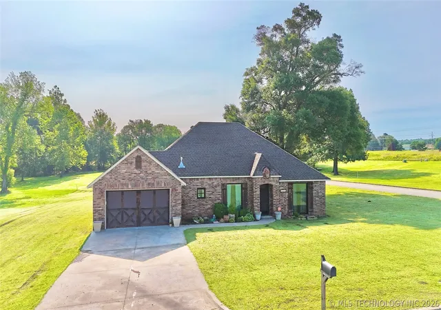 Homes for sale in Stigler, OK | 2102 N Peaceful Ln, Stigler, OK 74462 | MLS# 2619203