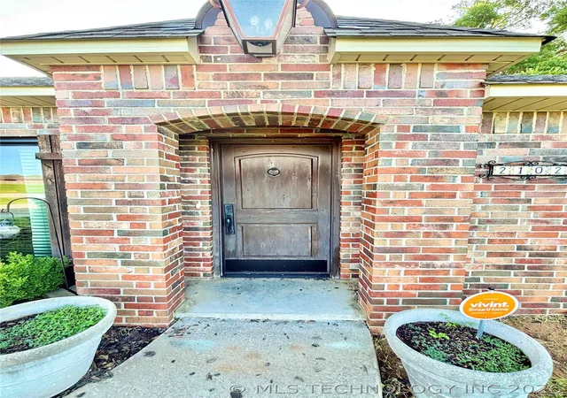 Homes for sale in Stigler, OK | 2102 N Peaceful Ln, Stigler, OK 74462 | MLS# 2619203