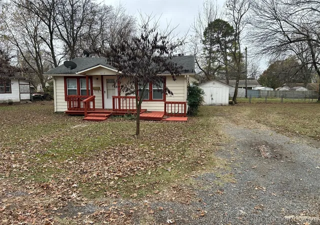 Homes for sale in Muskogee, OK | 2207 Sallie St, Muskogee, OK 74403 | MLS# 2620038