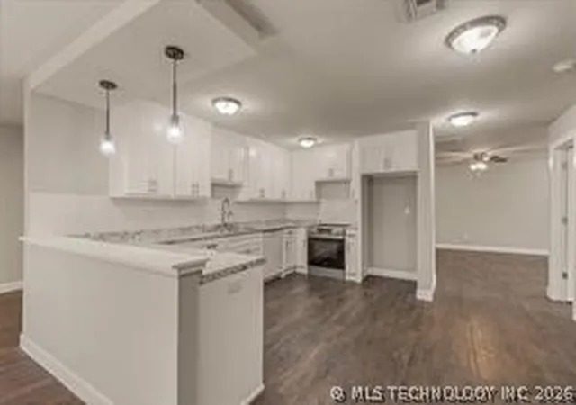 Homes for sale in Okmulgee, OK | 714 Cedar Ln, Okmulgee, OK 74447 | MLS# 2620058