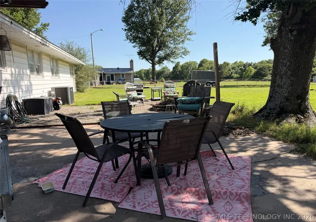 Homes for sale in Muskogee, OK | 2431 N York St, Muskogee, OK 74403 | MLS# 2620078