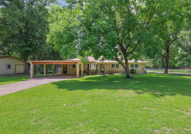 Homes for sale in Broken Bow, OK | 107 Maple, Broken Bow, OK 74728 | MLS# 2619980