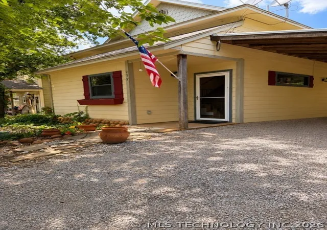 Homes for sale in Lawton, OK | 259 E Lake, Lawton, OK 73557 | MLS# 2619337