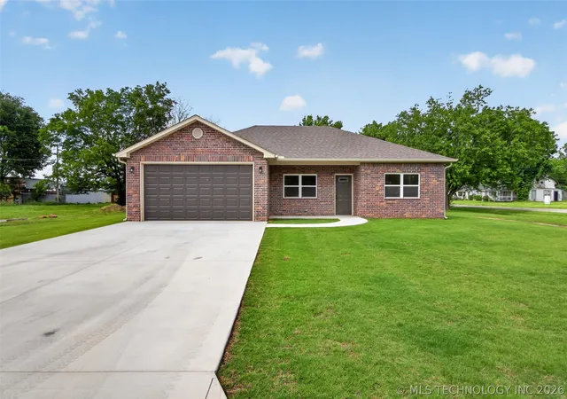 Homes for sale in Chelsea, OK | 400 Vine St, Chelsea, OK 74016 | MLS# 2619893