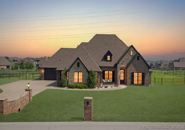 Homes for sale in Owasso, OK | 7003 E 88th St N, Owasso, OK 74055 | MLS# 2619976