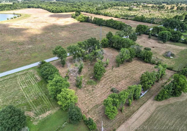 2nd image of 7384 S 337th Ave E, Broken Arrow, OK 74014 | MLS# 2620030