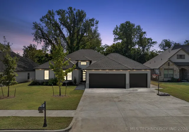 2nd image of 6610 E 119th St S, Bixby, OK 74008 | MLS# 2619133