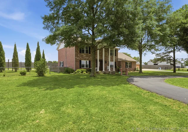 Photo 3 of Single family home for sale at 15200 E 440 Road, Claremore, OK 74017 | MLS# 2620051 | Listing updated on 2026-06-24