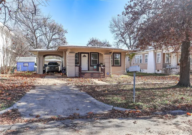 Homes for sale in Bartlesville, OK | 1320 S Keeler Ave, Bartlesville, OK 74003 | MLS# 2620185