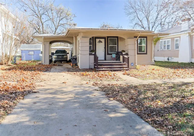 Homes for sale in Bartlesville, OK | 1320 S Keeler Ave, Bartlesville, OK 74003 | MLS# 2620185