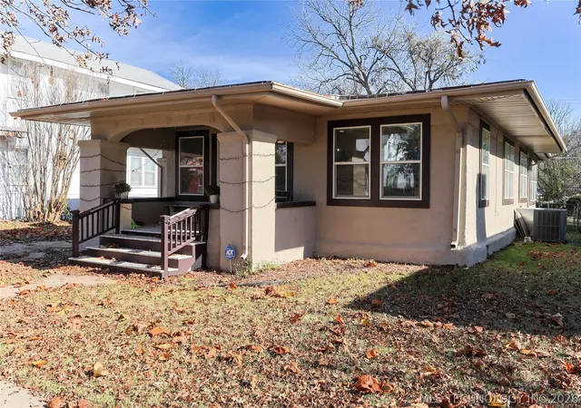 Homes for sale in Bartlesville, OK | 1320 S Keeler Ave, Bartlesville, OK 74003 | MLS# 2620185
