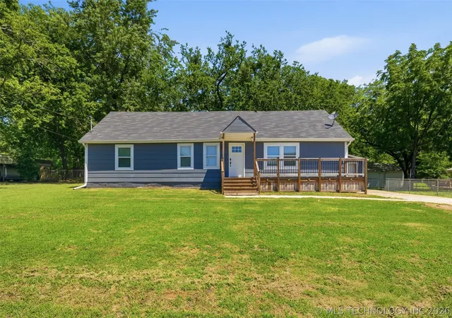 Homes for sale in Wagoner, OK | 605 Ne 6th St, Wagoner, OK 74467 | MLS# 2619340
