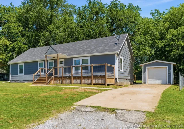 Homes for sale in Wagoner, OK | 605 Ne 6Th St, Wagoner, OK 74467 | MLS# 2619340