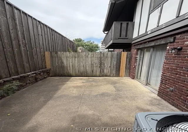 2nd image of 2409 E 59th Ct, Tulsa, OK 74135