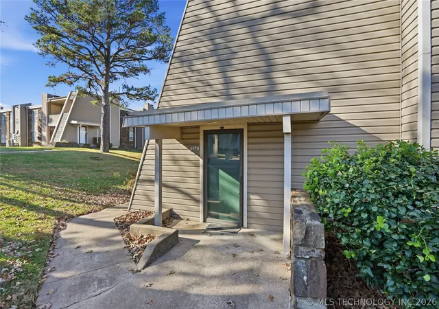 Photo 2 of Condo for sale at 7317 S Yale Ave #204, Tulsa, OK 74136 | MLS# 2620252 | Listing updated on 2026-08-20