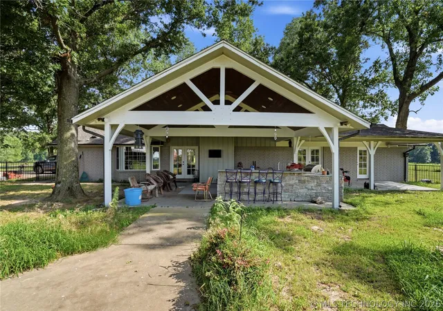 Photo 4 of Single family home for sale at 37967 E 221st Street, Porter, OK 74454 | MLS# 2620161 | Listing updated on 2026-08-20