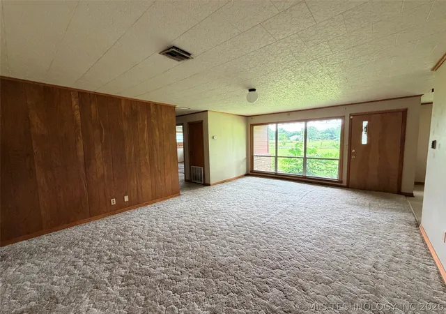 image of 28390 S 196th Rd, Henryetta, OK 74437 | MLS# 2620275