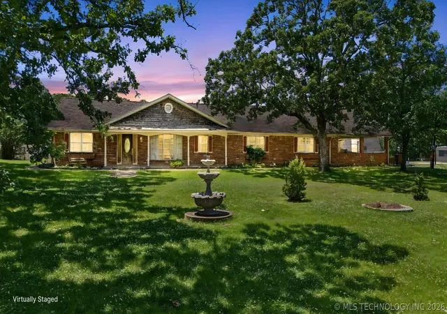 Homes for sale in Claremore, OK | 18104 S 4200 Rd, Claremore, OK 74017 | MLS# 2619776