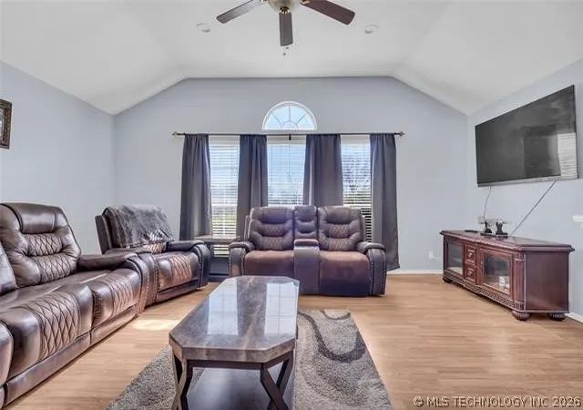 Homes for sale in Ardmore, OK | 2517 Westwood Ct, Ardmore, OK 73401 | MLS# 2620276