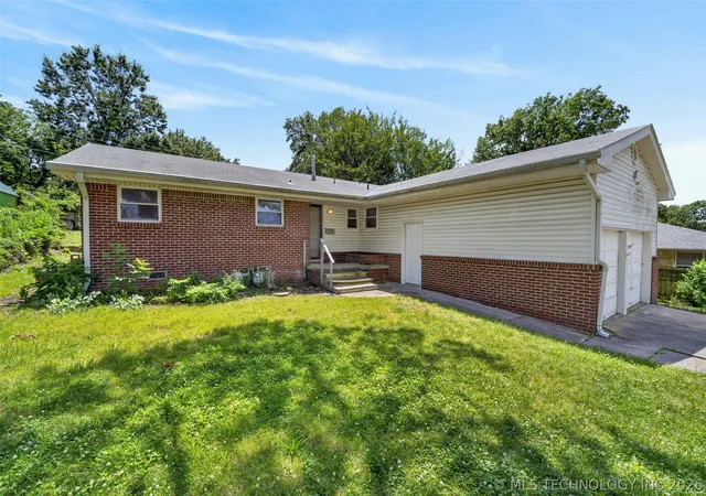 Homes for sale in Bartlesville, OK | 4721 Cornell Dr, Bartlesville, OK 74006 | MLS# 2620096