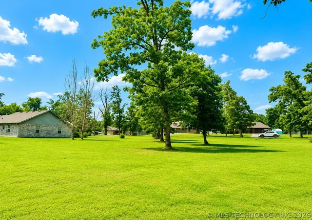 Homes for sale in Tahlequah, OK | 12923 W Southern Oaks St, Tahlequah, OK 74464 | MLS# 2620308