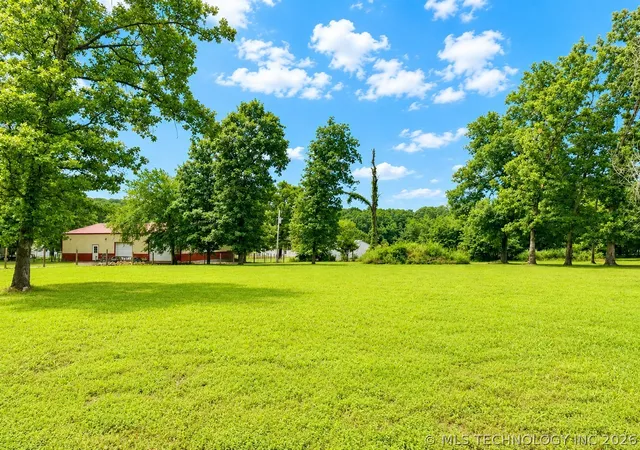 Homes for sale in Tahlequah, OK | 12923 W Southern Oaks St, Tahlequah, OK 74464 | MLS# 2620308