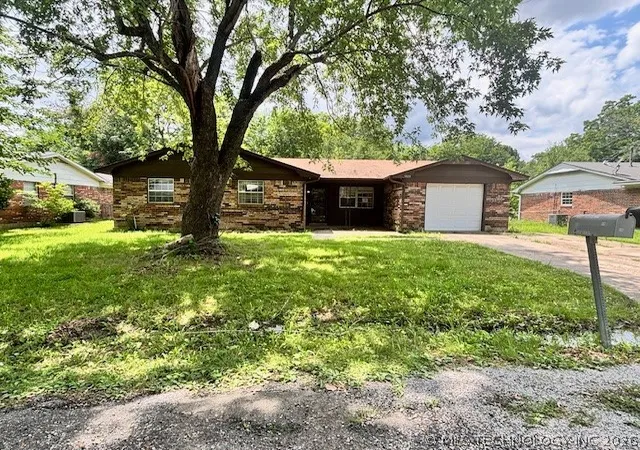 1st image of 909 Nw 10th, Stigler, OK 74462 | MLS# 2620335