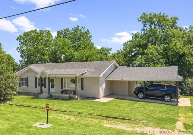 Homes for sale in Sulphur, OK | 1126 W 12th, Sulphur, OK 73086 | MLS# 2620340