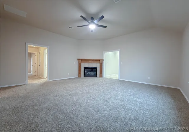 Homes for sale in Collinsville, OK | 11519 E 118Th St, Collinsville, OK 74021 | MLS# 2611033