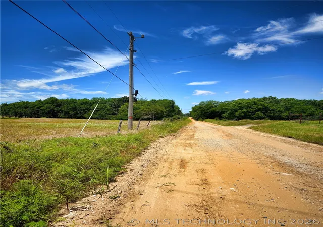 5th image of 1065 Rd, Checotah, OK 74426 | MLS# 2620366
