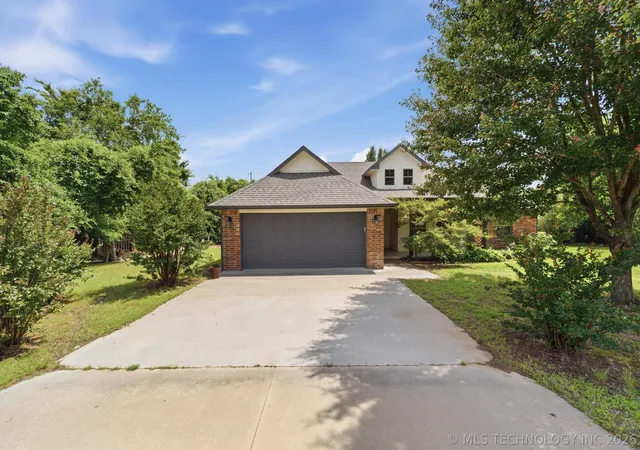 Homes for sale in Sapulpa, OK | 13608 W 122nd St S, Sapulpa, OK 74066 | MLS# 2620210