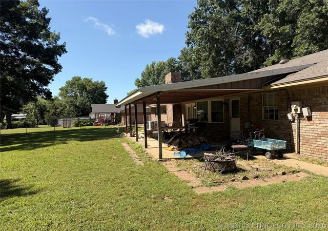 Photo 2 of Single family home for sale at 1012 N Anthony St, Muskogee, OK 74403 | MLS# 2620278 | Listing updated on 2026-09-22