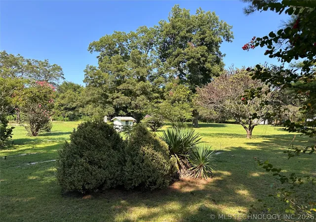 Homes for sale in Stonewall, OK | 220 N Collins, Stonewall, OK 74871 | MLS# 2620192