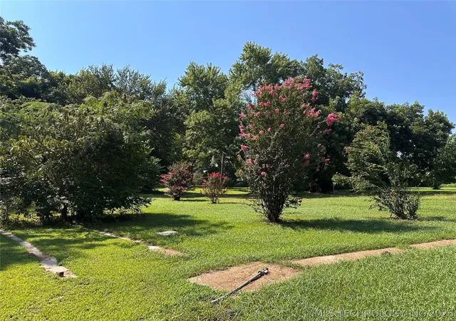 Homes for sale in Stonewall, OK | 220 N Collins, Stonewall, OK 74871 | MLS# 2620192