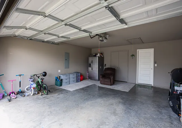 Homes for sale in Owasso, OK | 14605 E 111th Ct, Owasso, OK 74055 | MLS# 2620301