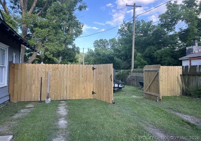 31st image of 1222 N F, Muskogee, OK 74403 | MLS# 2620394