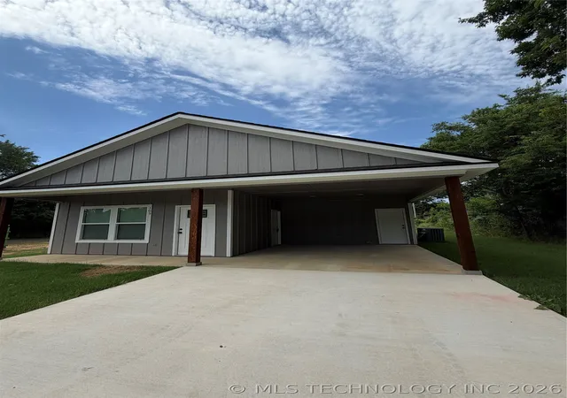 Photo 2 of Sale Pending at 105 Russell, Caddo, OK 74729 | MLS# 2620442 | Listing updated on 2026-08-25