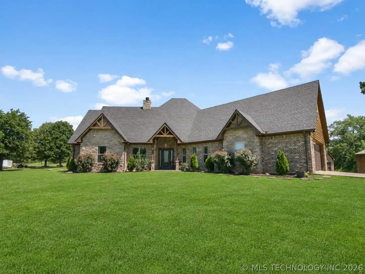 Single family home for sale at 105 Rock House Rd, Bennington, OK 74723 | MLS# 2620363