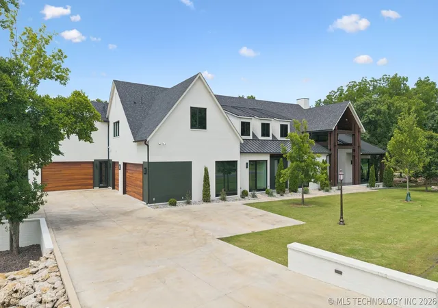 Photo 3 of Single family home for sale at 17889 Falcon Pass, Owasso, OK 74055 | MLS# 2620474 | Listing updated on 2026-08-24