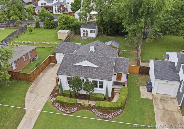 3rd image of 1233 E 31St St, Tulsa, OK 74105 | MLS# 2620476